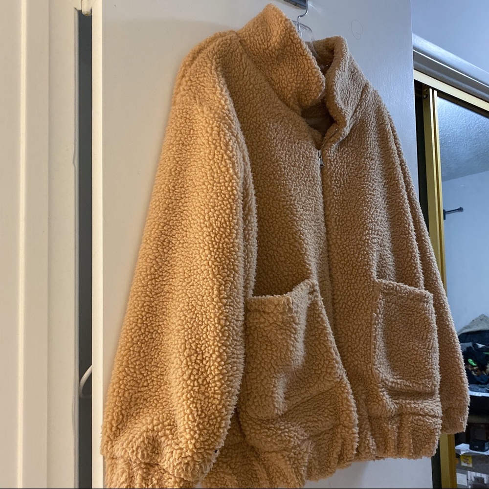 Teddy Jacket - Picture 2 of 5